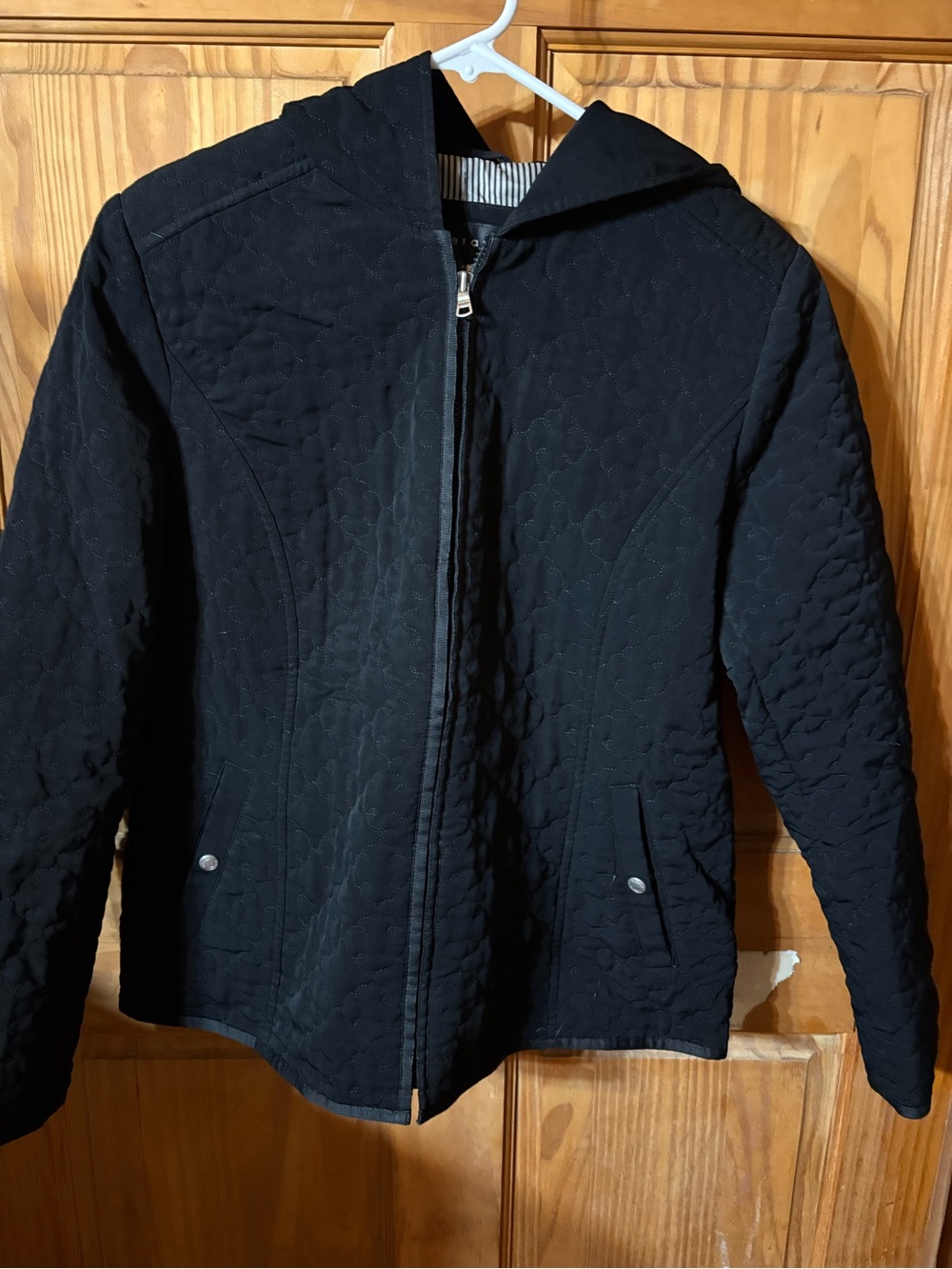 SBAGLIEN1 
Braetan Black Quilted Hooded Jacket